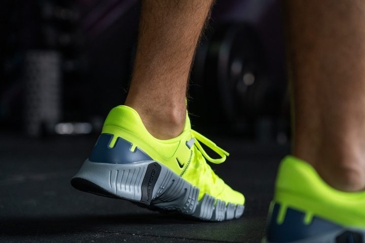 nike metcon 5 talón