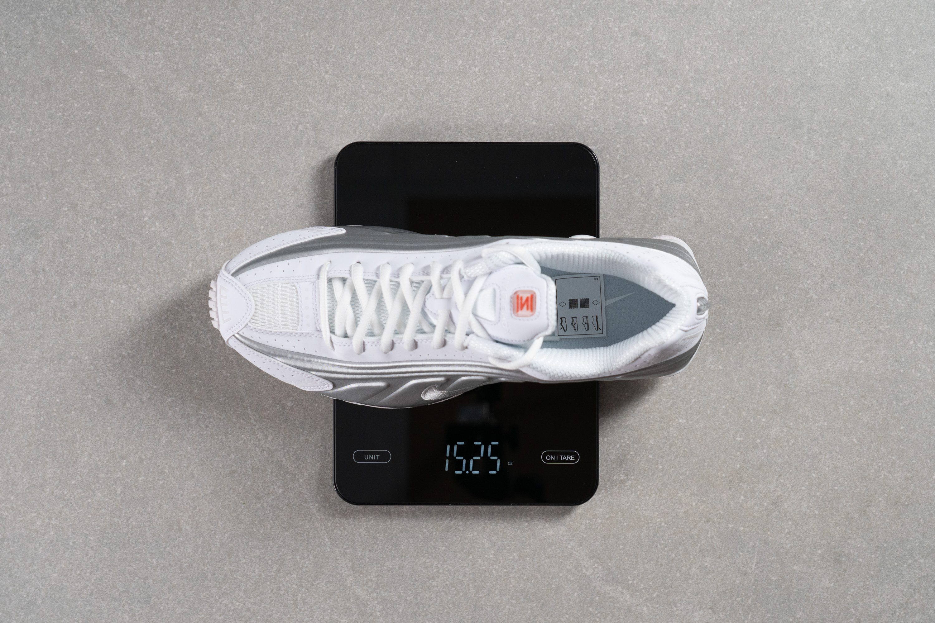 weight of winter sneakers