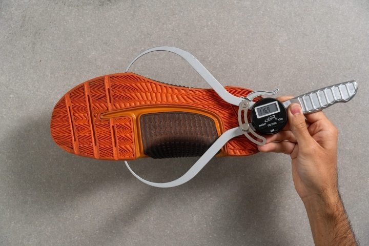 zapatillas de running Merrell neutro tope amortiguación entre 60 y 100 Midsole width in the forefoot
