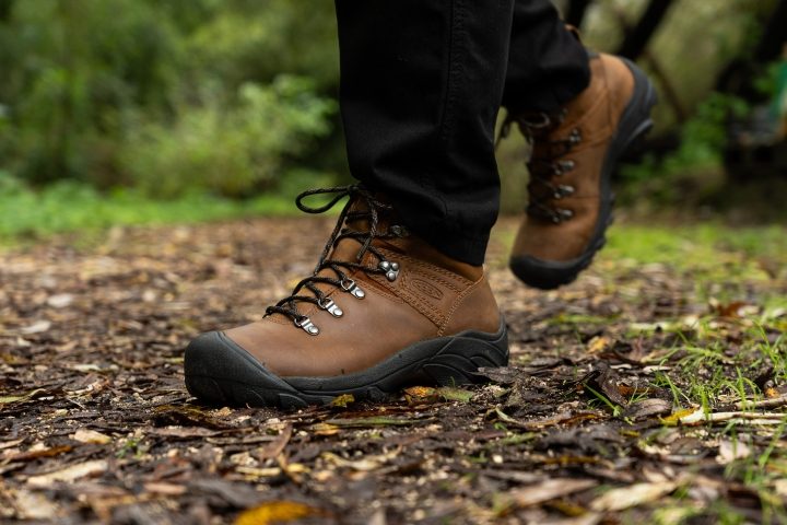 KEEN Pyrenees hike