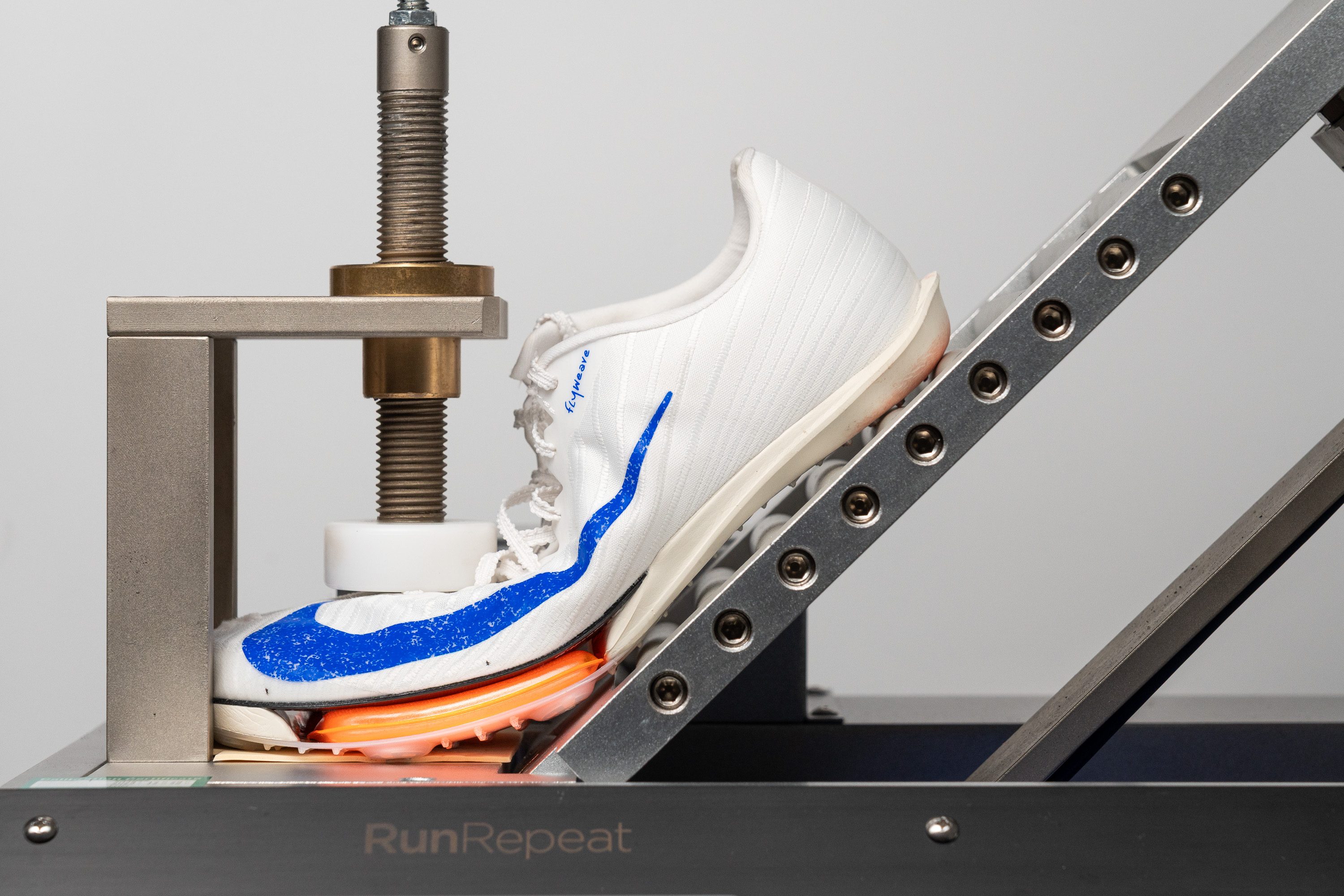 stiffness of sprint track spikes