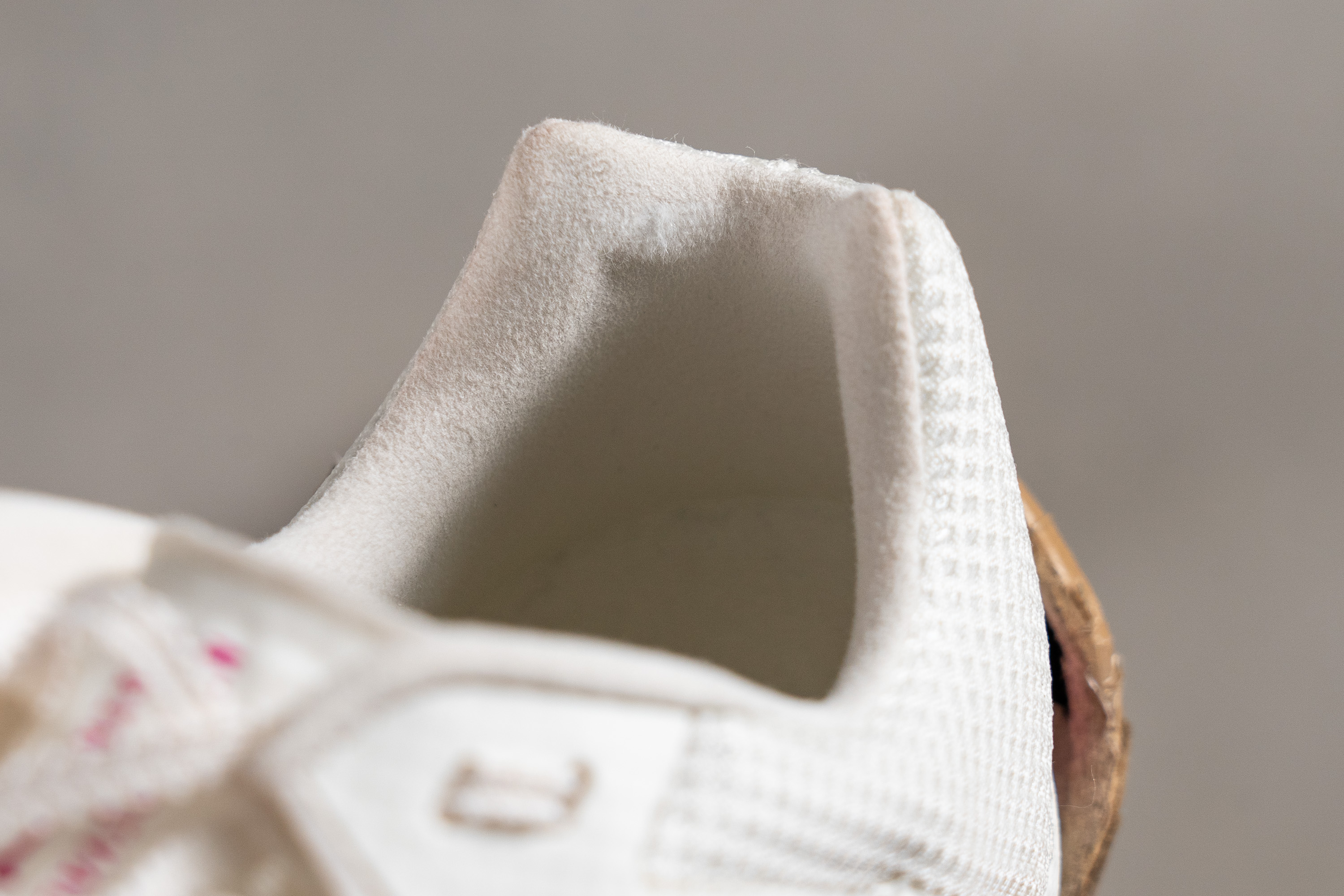 heel padding durability in sprint spikes