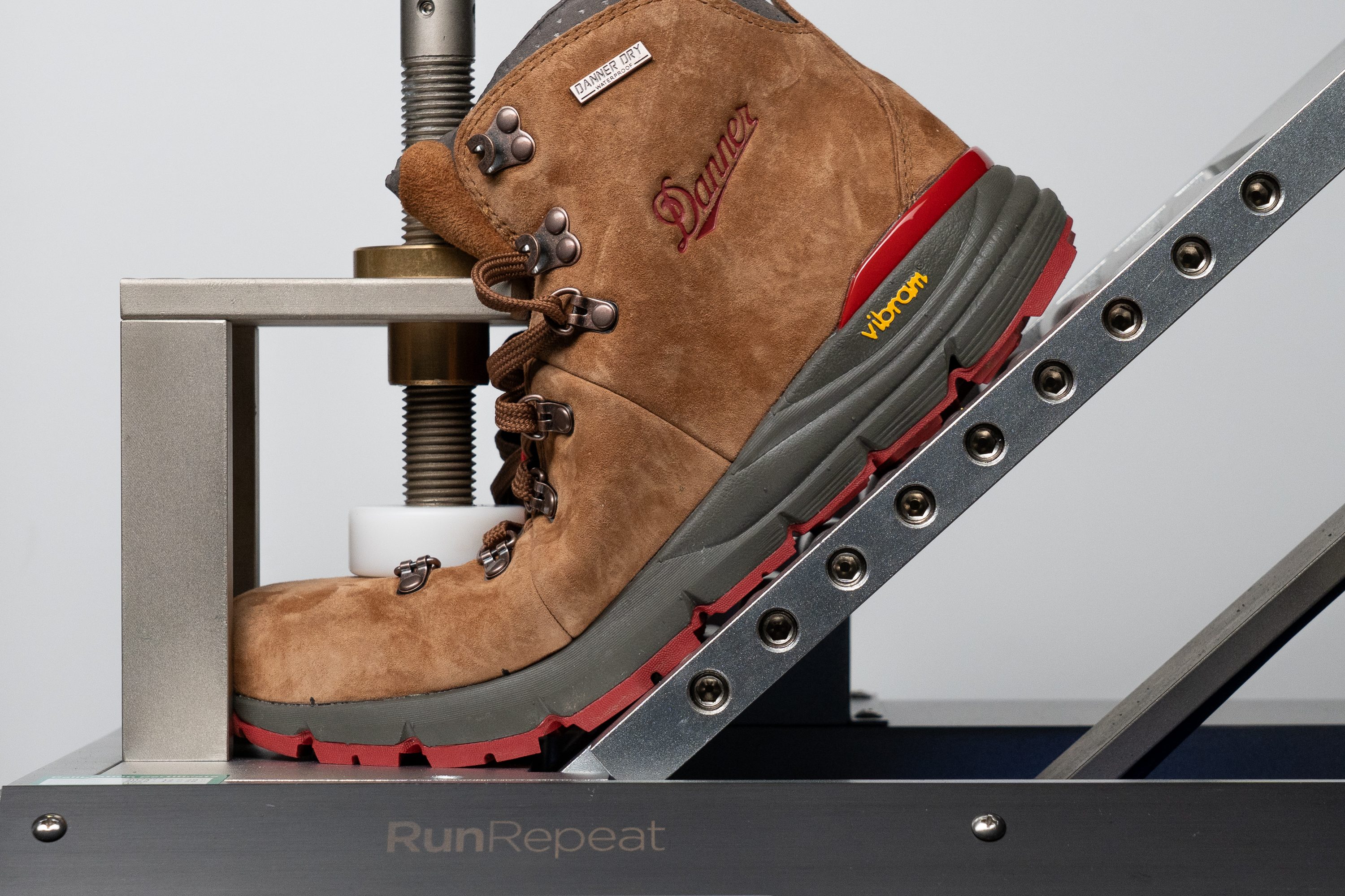 machine testing the stiffness of hiking boots for plantar fasciitis