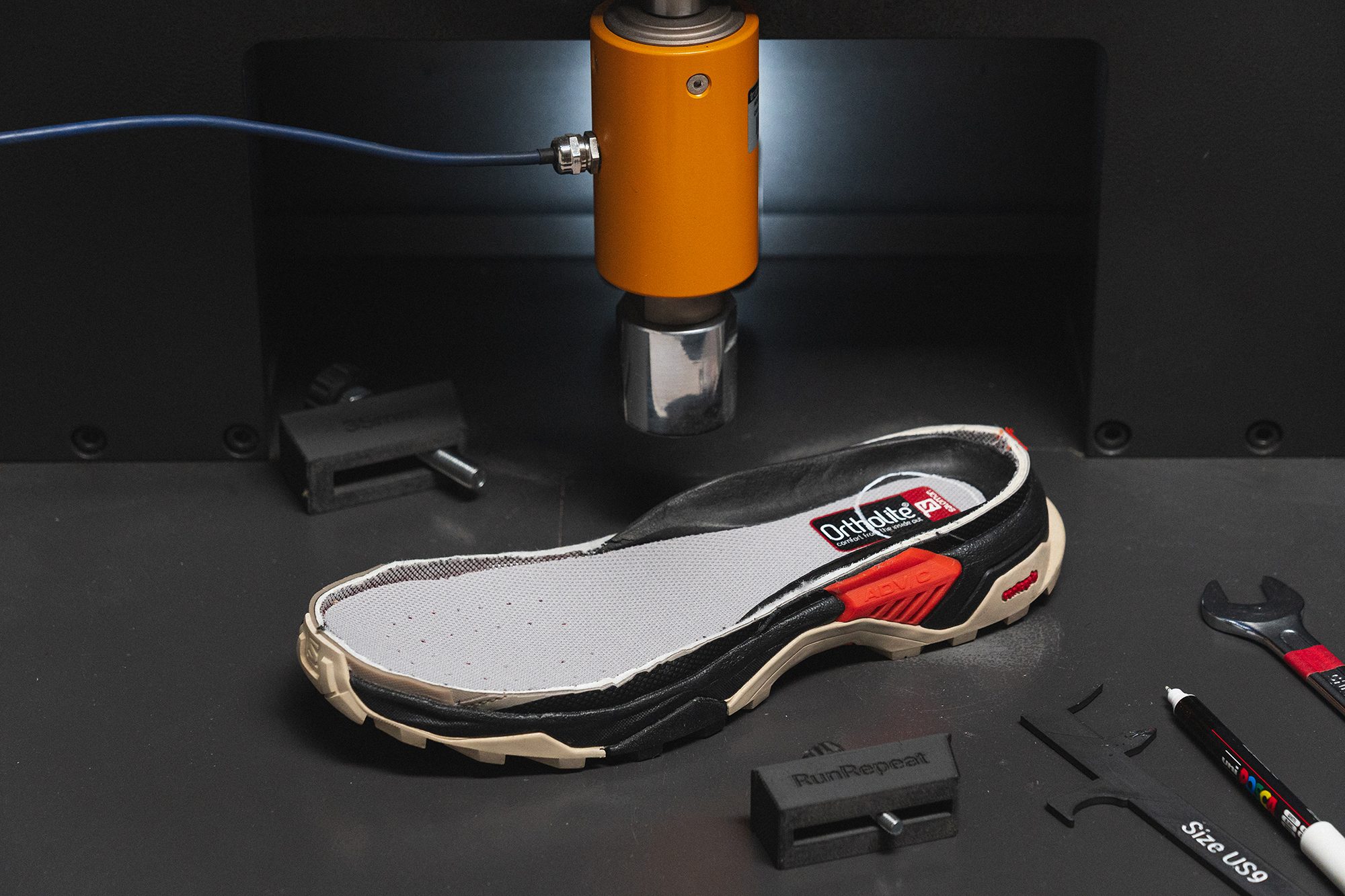 energy return of hiking shoes for overpronators