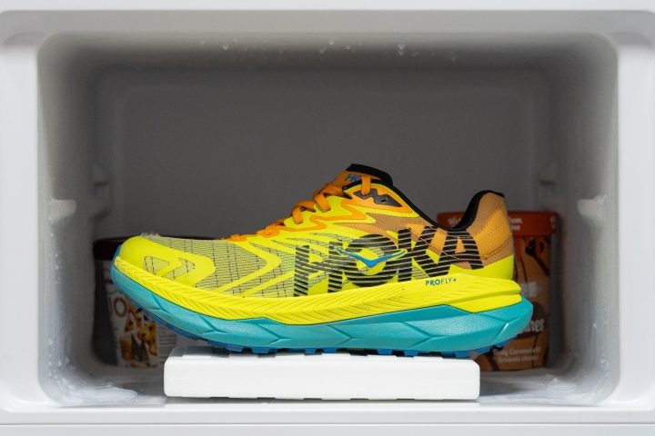 Hoka Tecton X 2 Suavidad de la mediasuela en frío