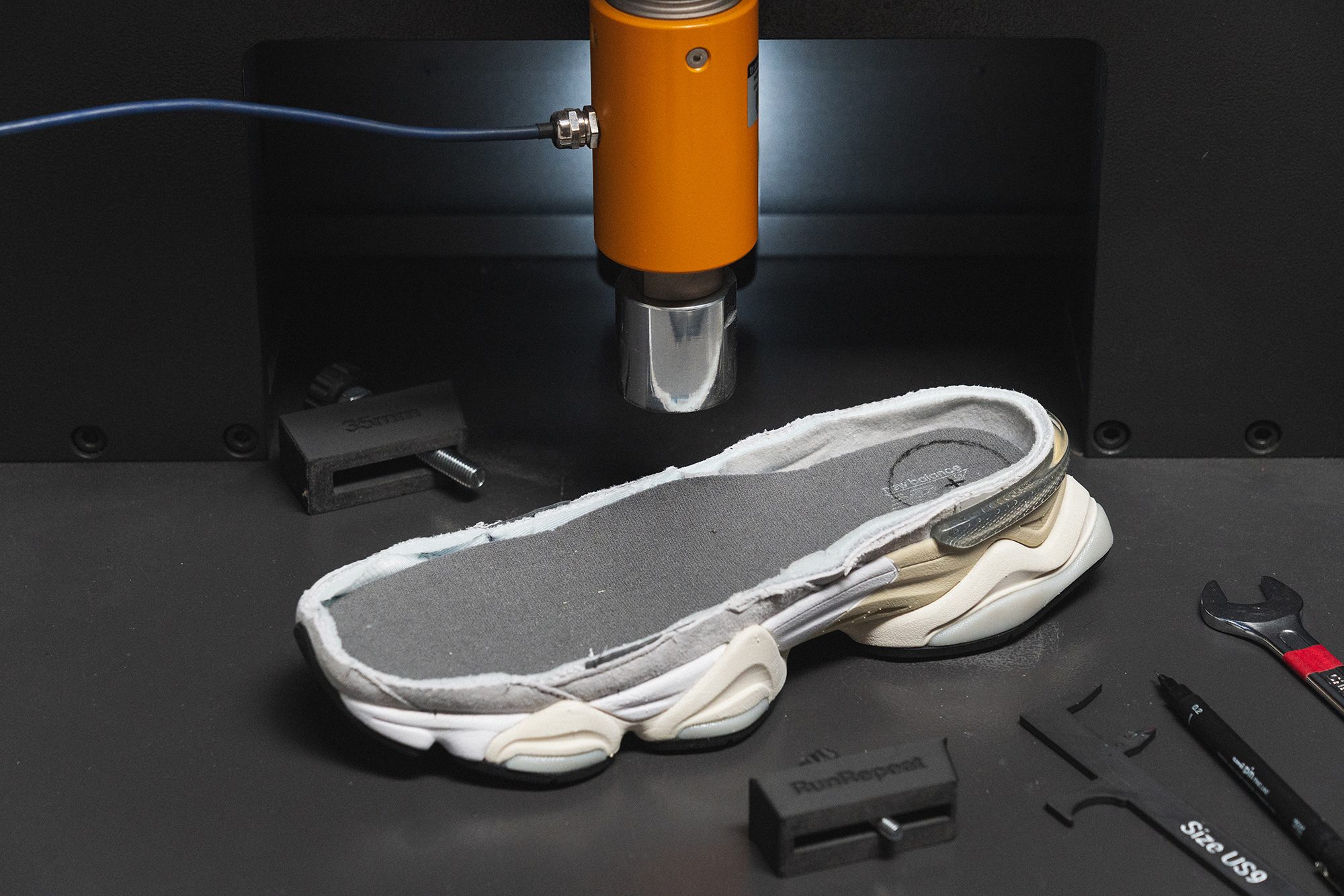shock absorption of sneakers for plantar fasciitis