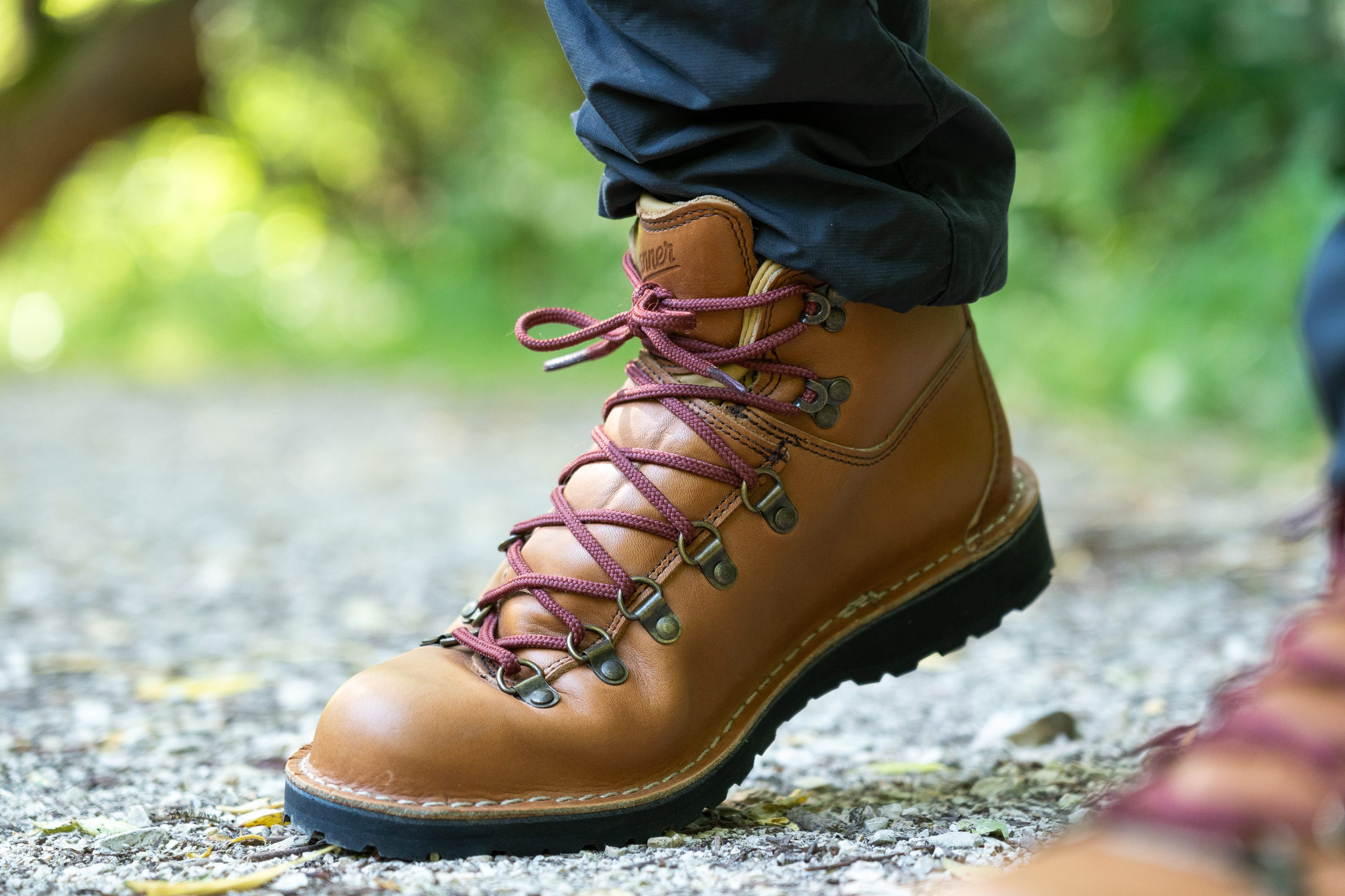 durable leather hiking boots