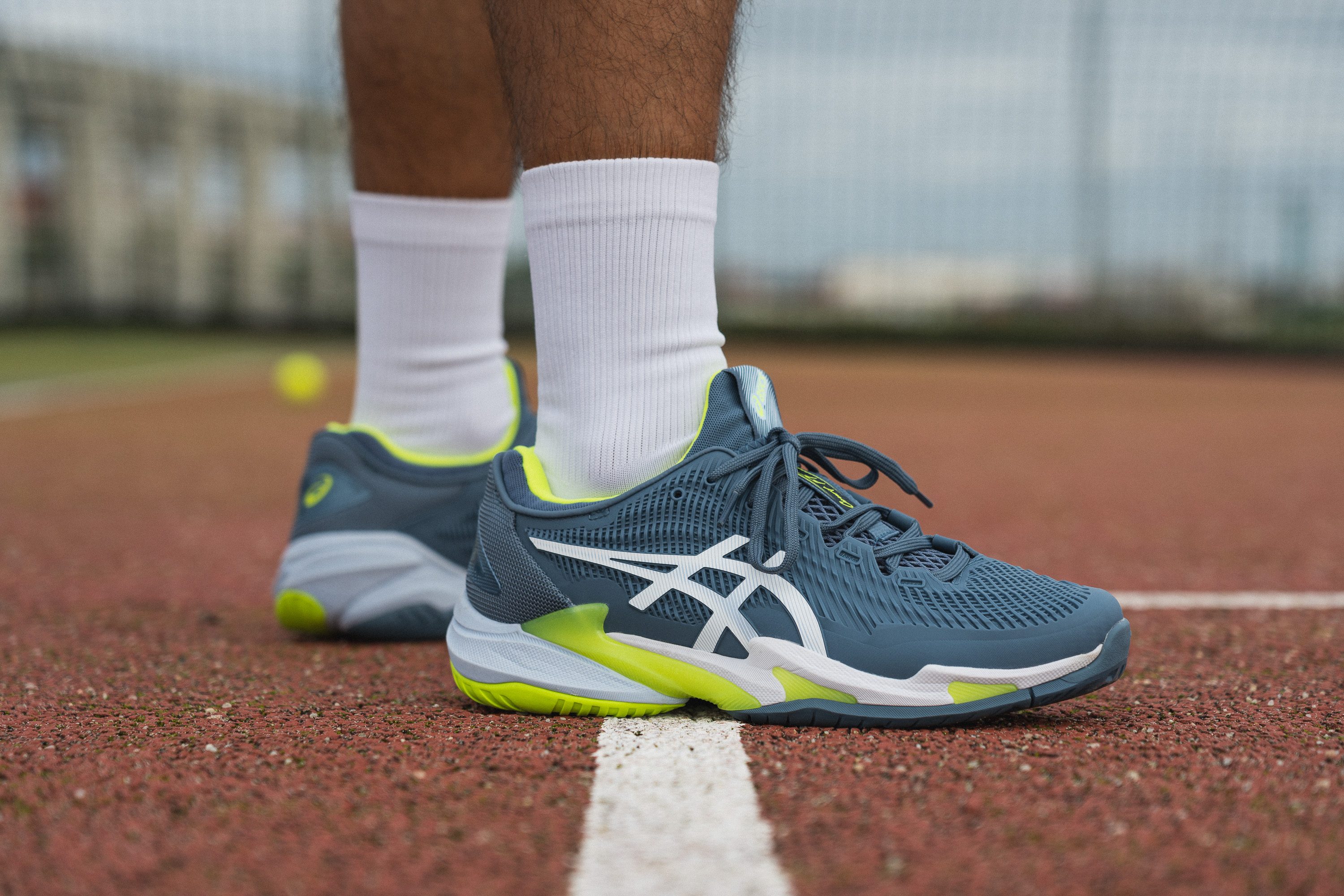 choosing the right asics tennis shoe for you