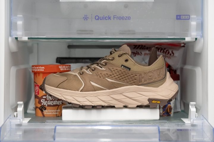 hoka-anacapa-low-gtx-freezer.JPG