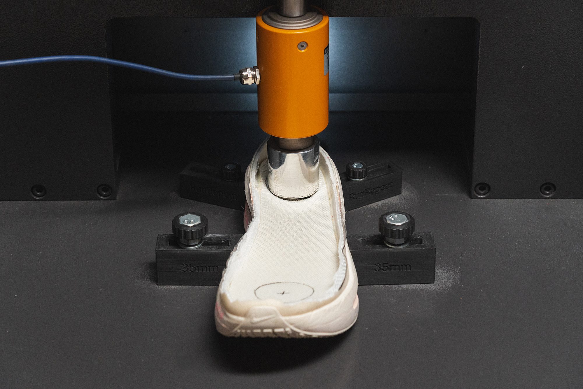 absorción de impacto de zapatillas de running para hombres