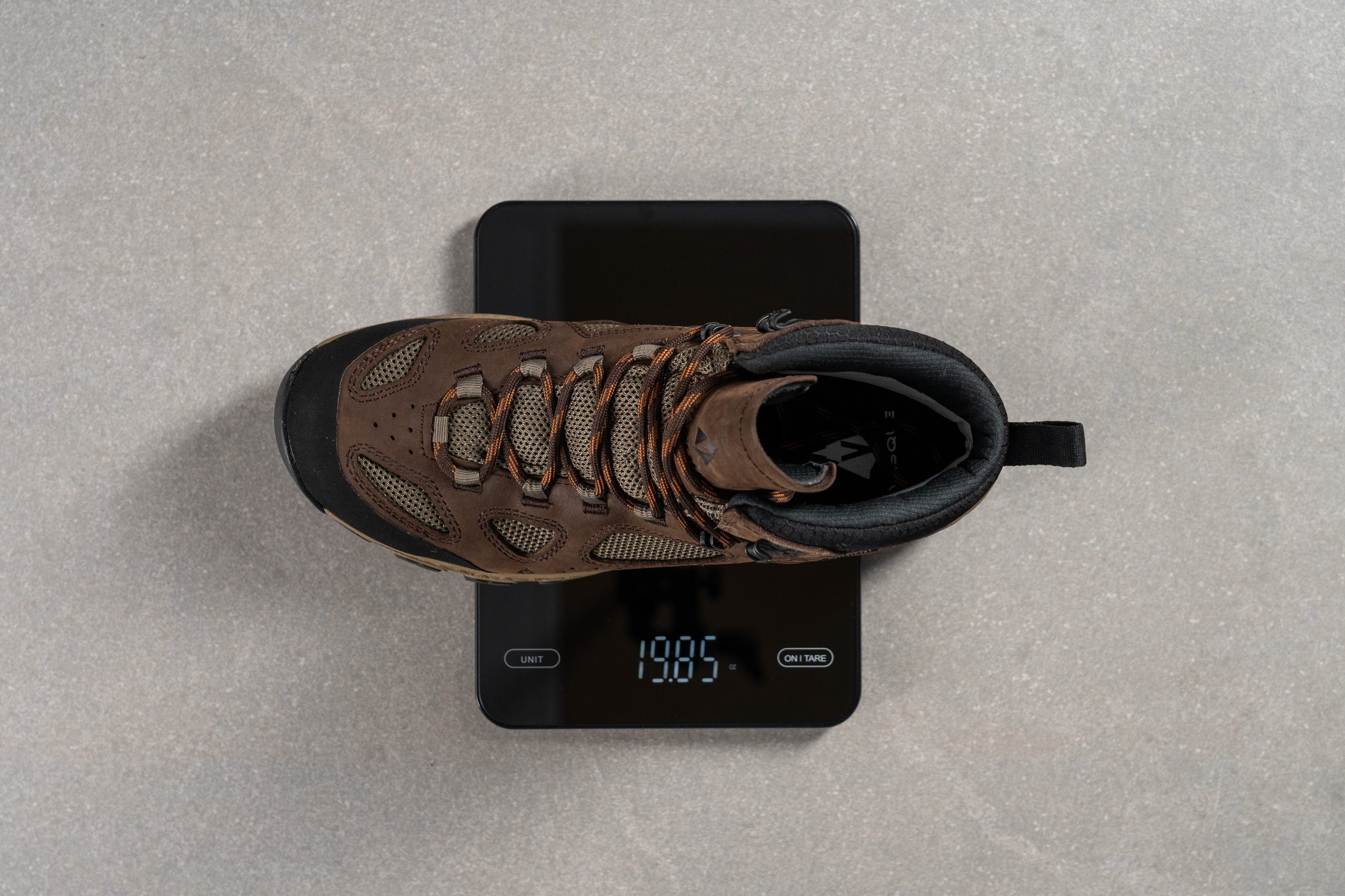 weight-hiking-boots-for-men.jpg