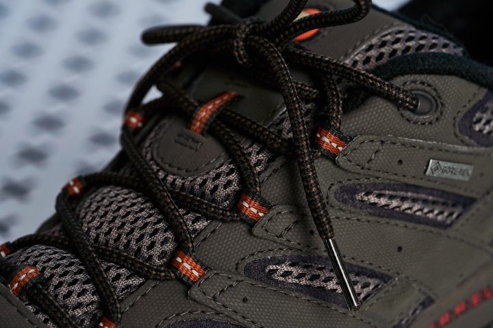 Merrell-Moab-2-GTX-lacing.jpg