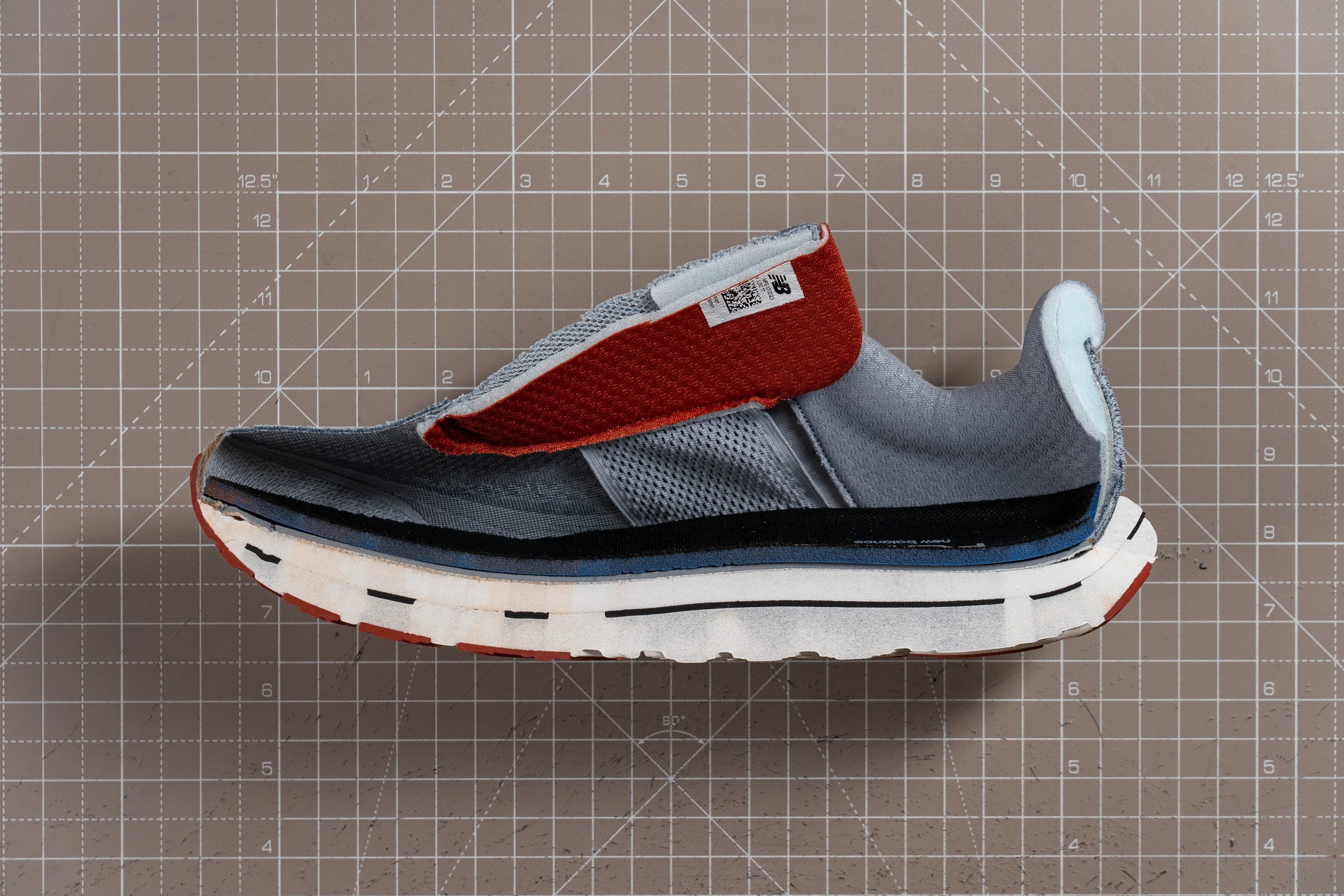 dual-density-midsole-vongo-v6.jpg