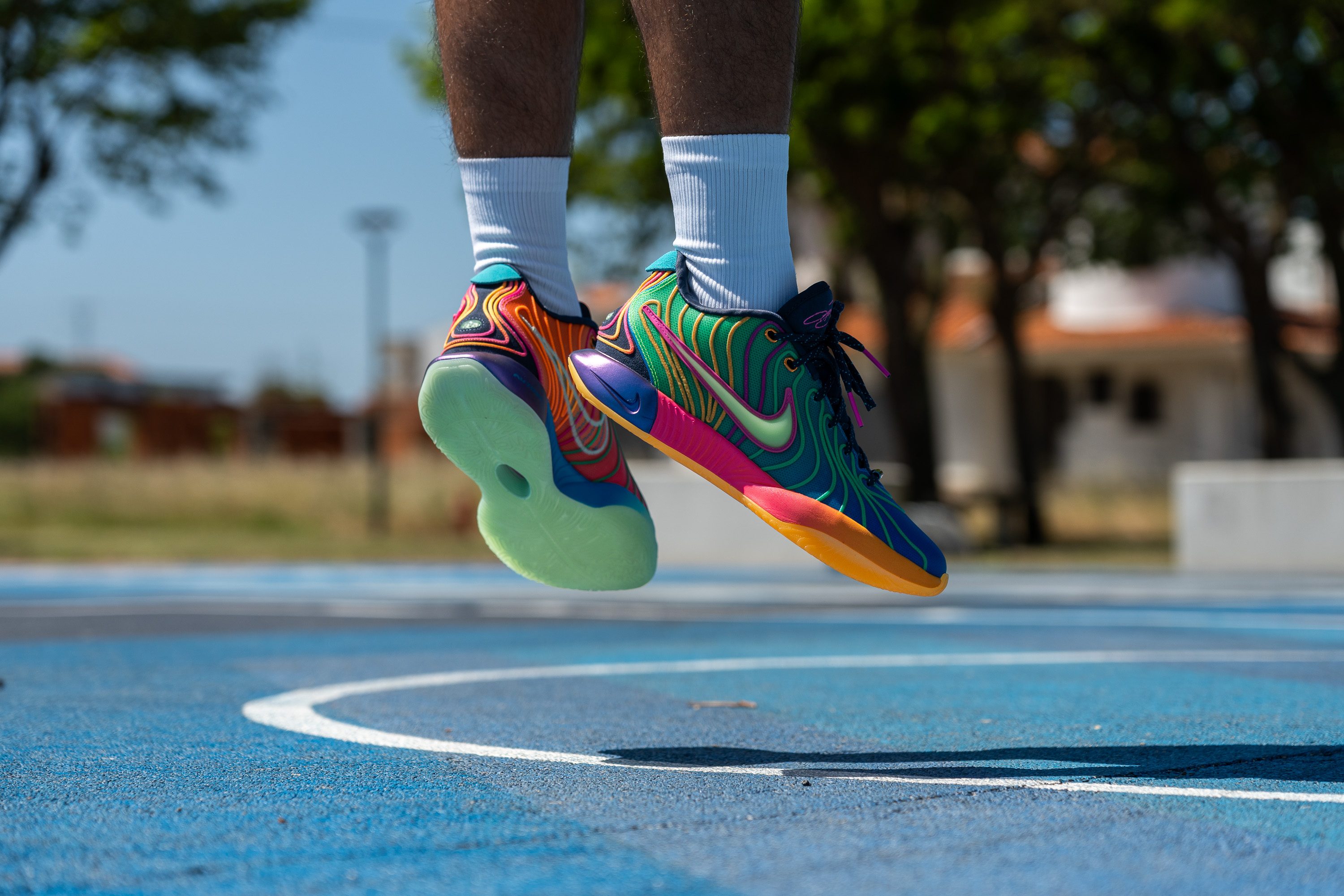 tobillo-sujecion-en-zapatillas-de baloncesto-es-subjetivo.jpg