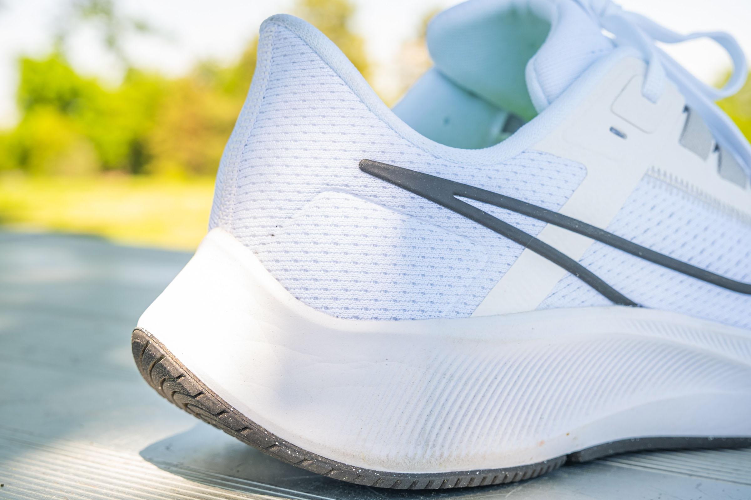 nike neutral running shoes