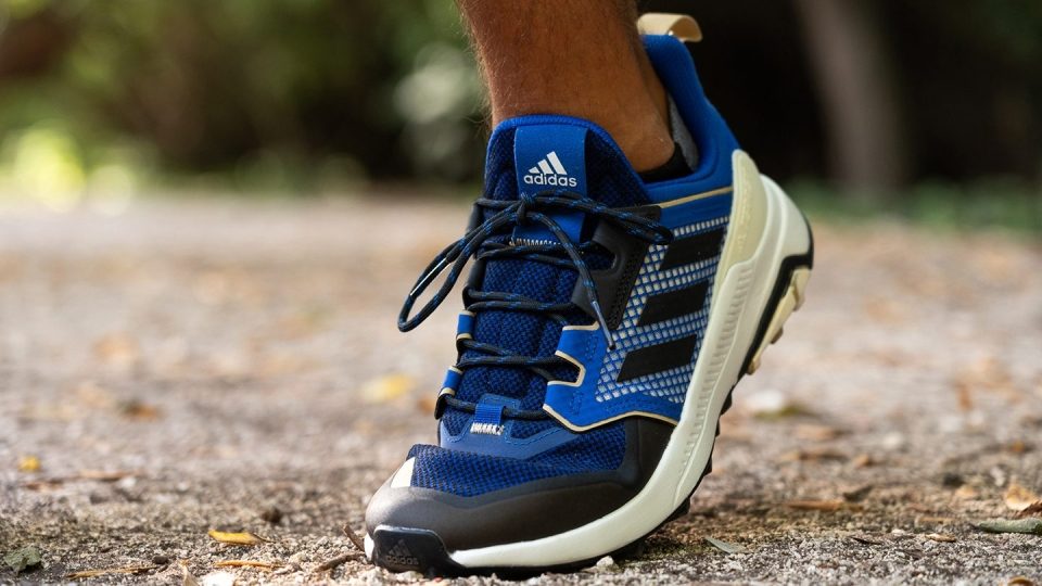 7 Best Hiking Shoes For Wide Feet in 2024