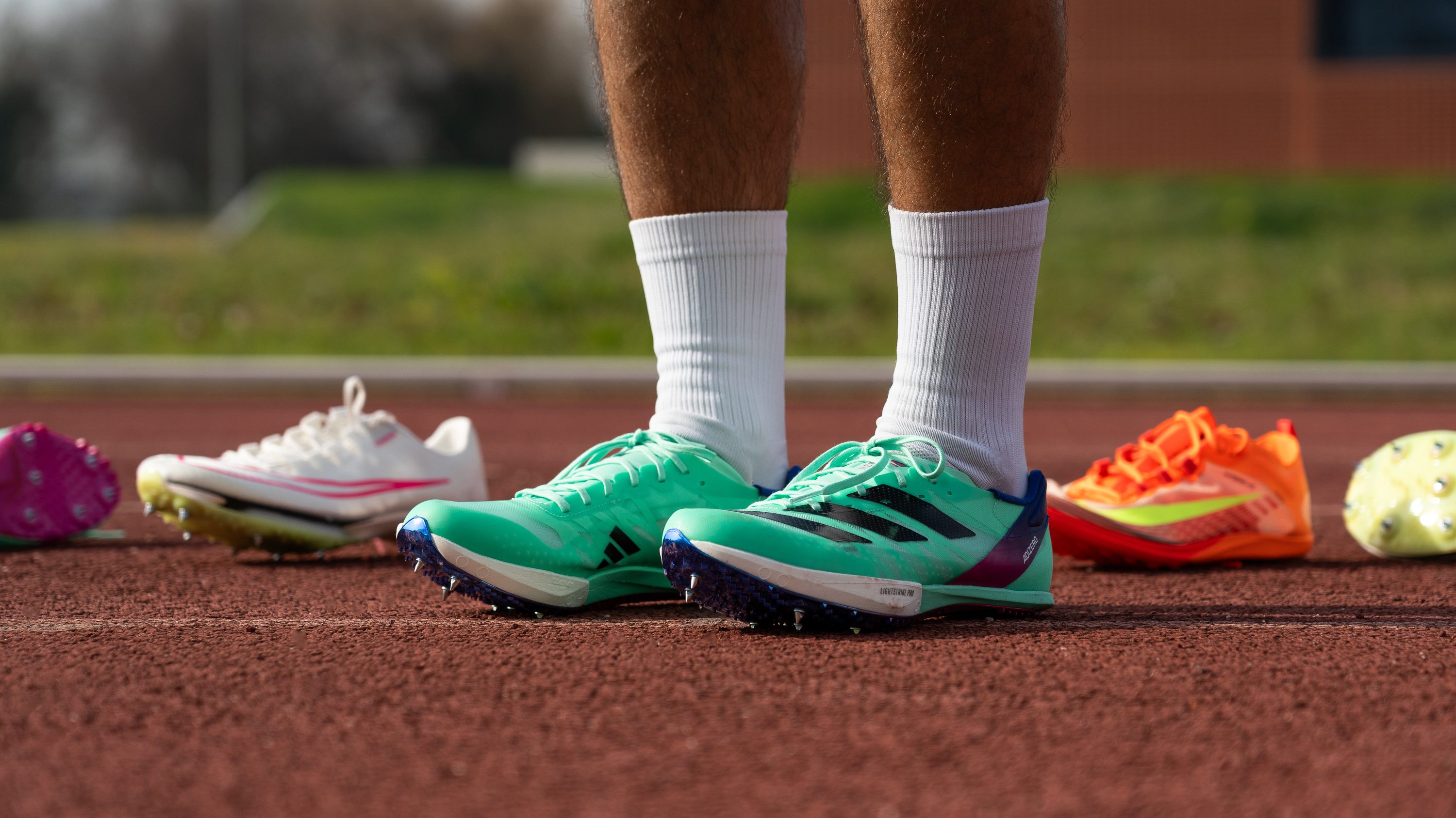 Las 5 Mejores Zapatillas De Atletismo Con Clavos De Velocidad del 2024