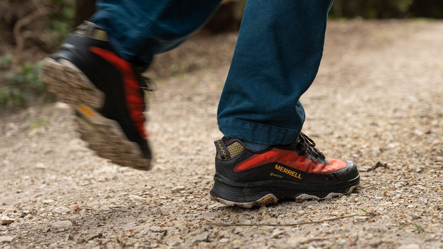 7 Best Flat Feet Hiking Shoes