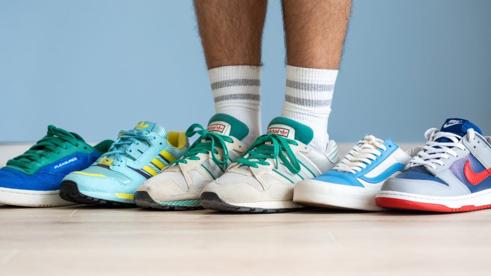 18 Best Retro Sneakers for Men 2023, According to Style Experts