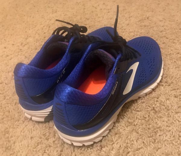 brooks adrenaline gts 18 reviews