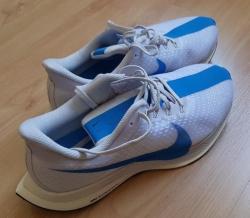 nike pegasus heel