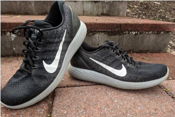 nike minimalist shoes