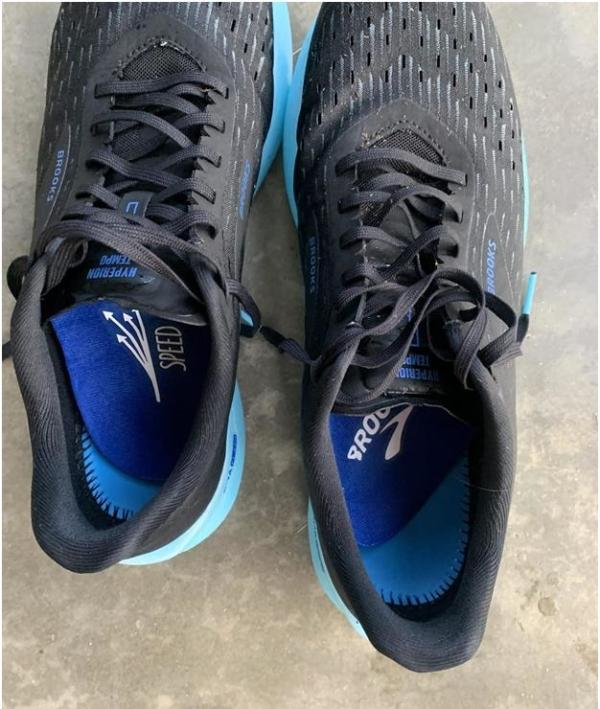 brooks hyperion tempo canada