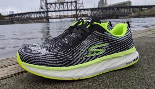 Skechers Gorun Forza 4 Hyper 2024 favors