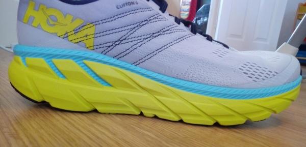 hoka clifton womens size 9