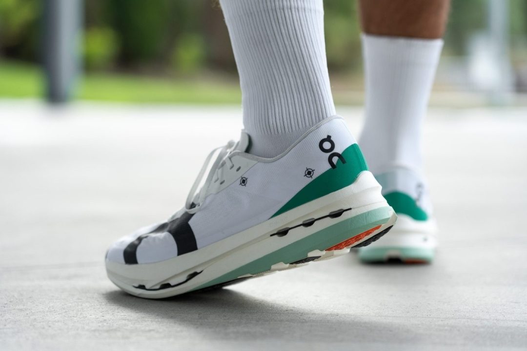 foams shoes release dates