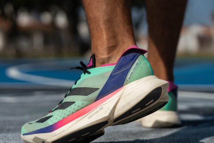 Why cutting running shoes in half is key to measuring midsole softness ...