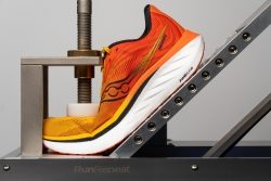 Guide: Flexible vs. Stiff Running Shoes