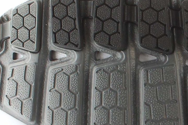 Hoka Gaviota hi-abrasion rubber