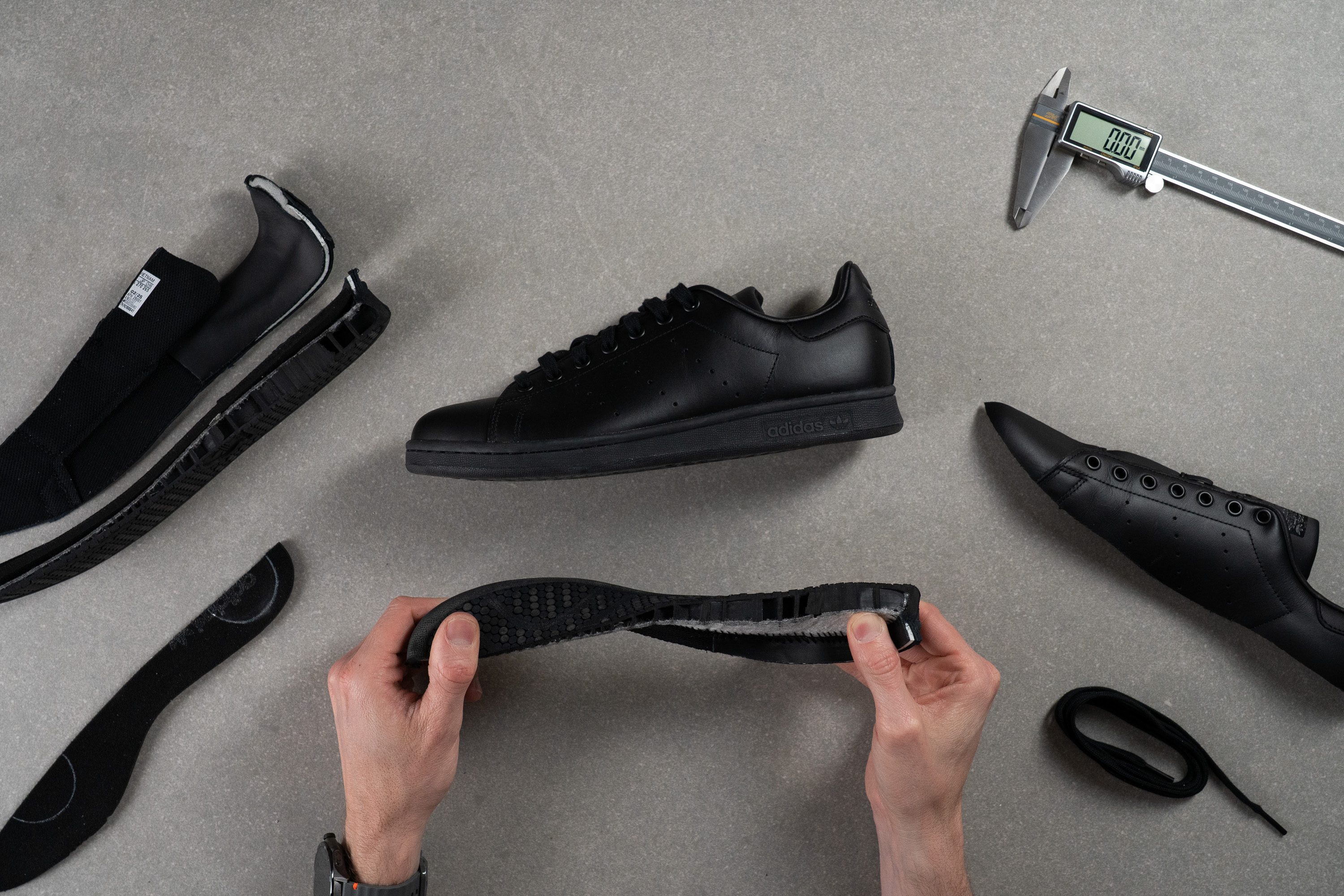 Adidas Stan Smith lab test