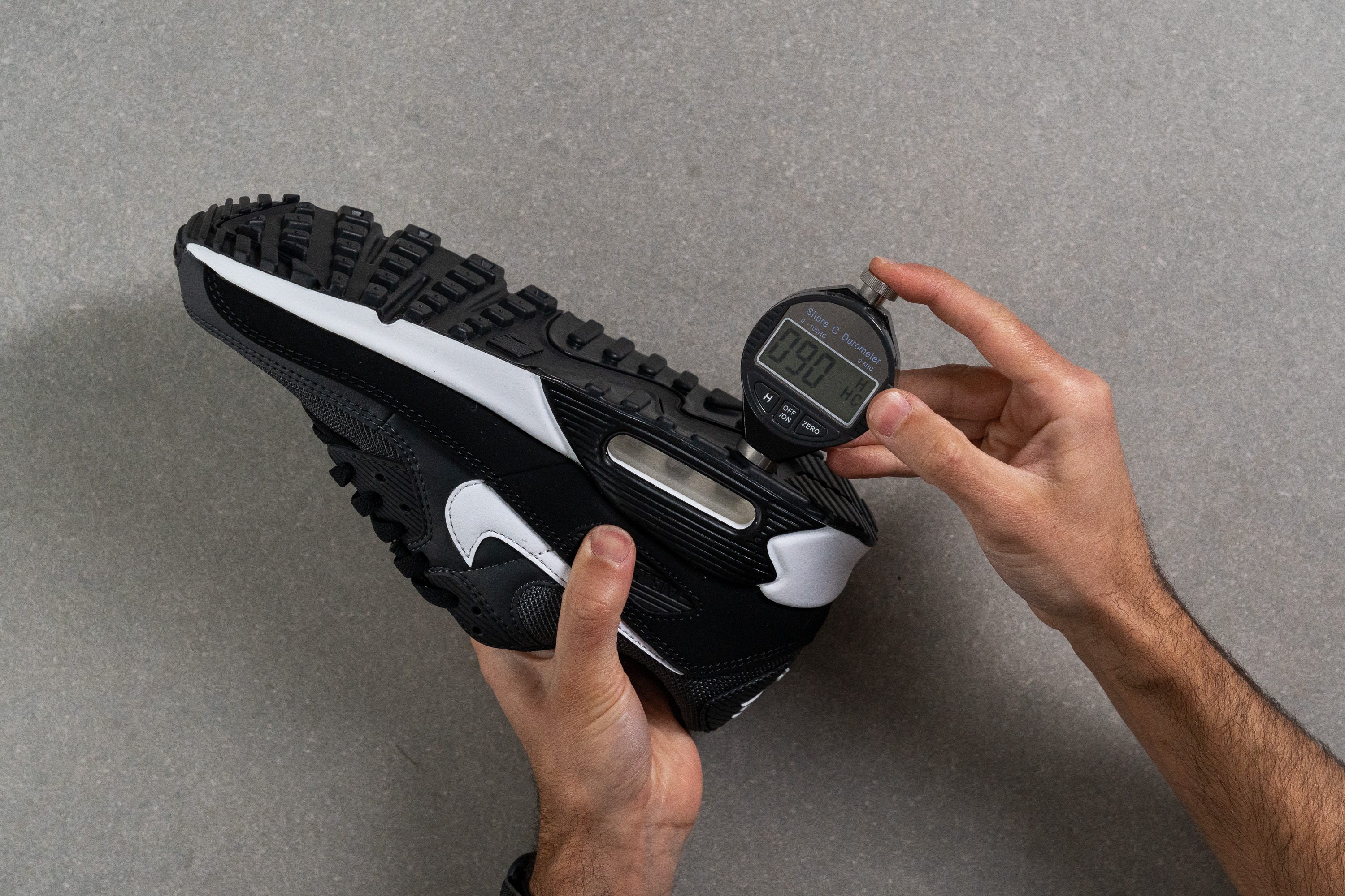 Nike Air Max 90 Outsole hardness-1