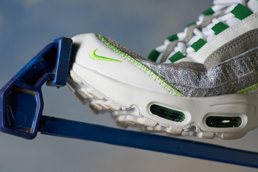 footaction air max 95