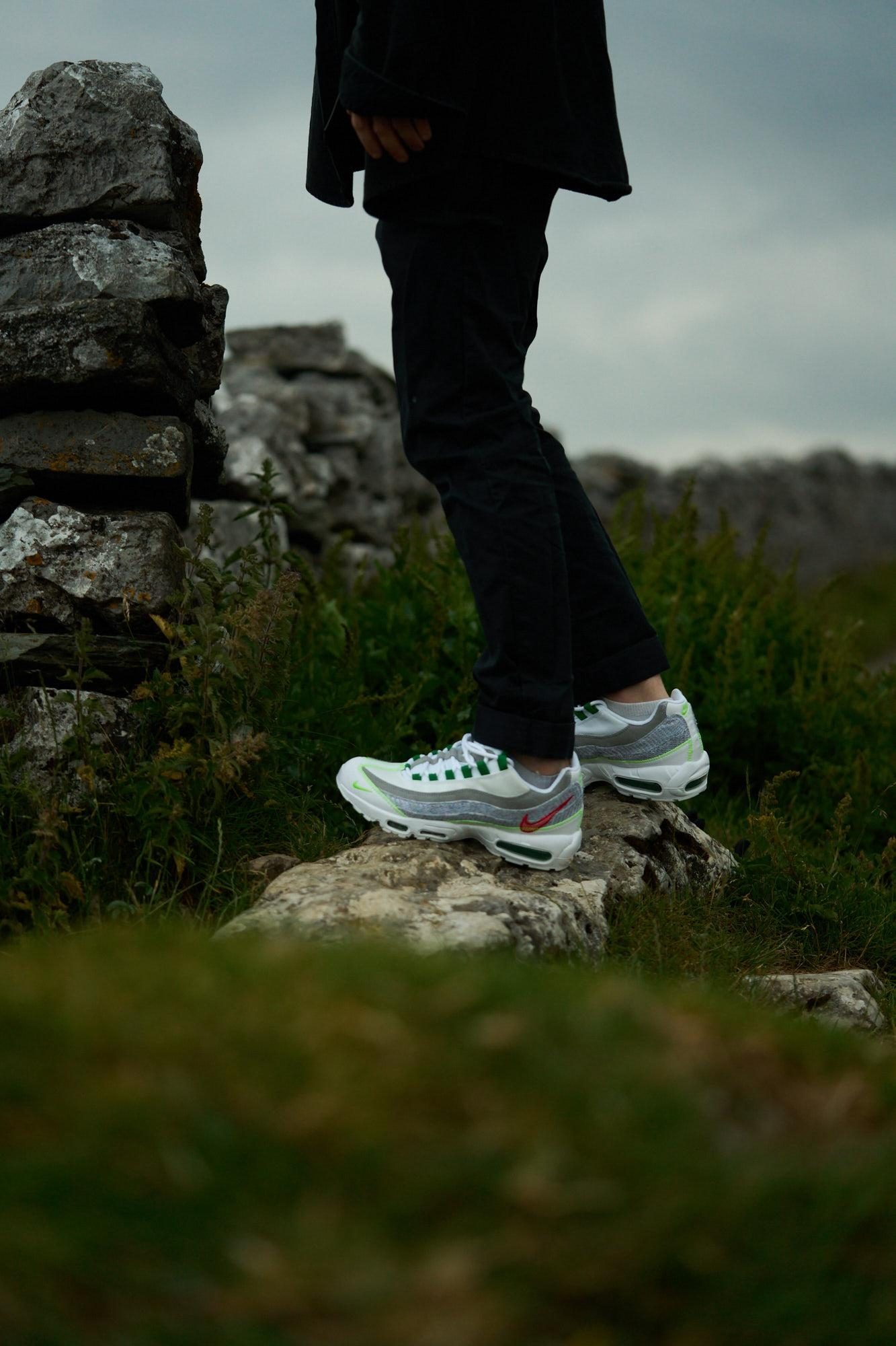 footaction air max 95