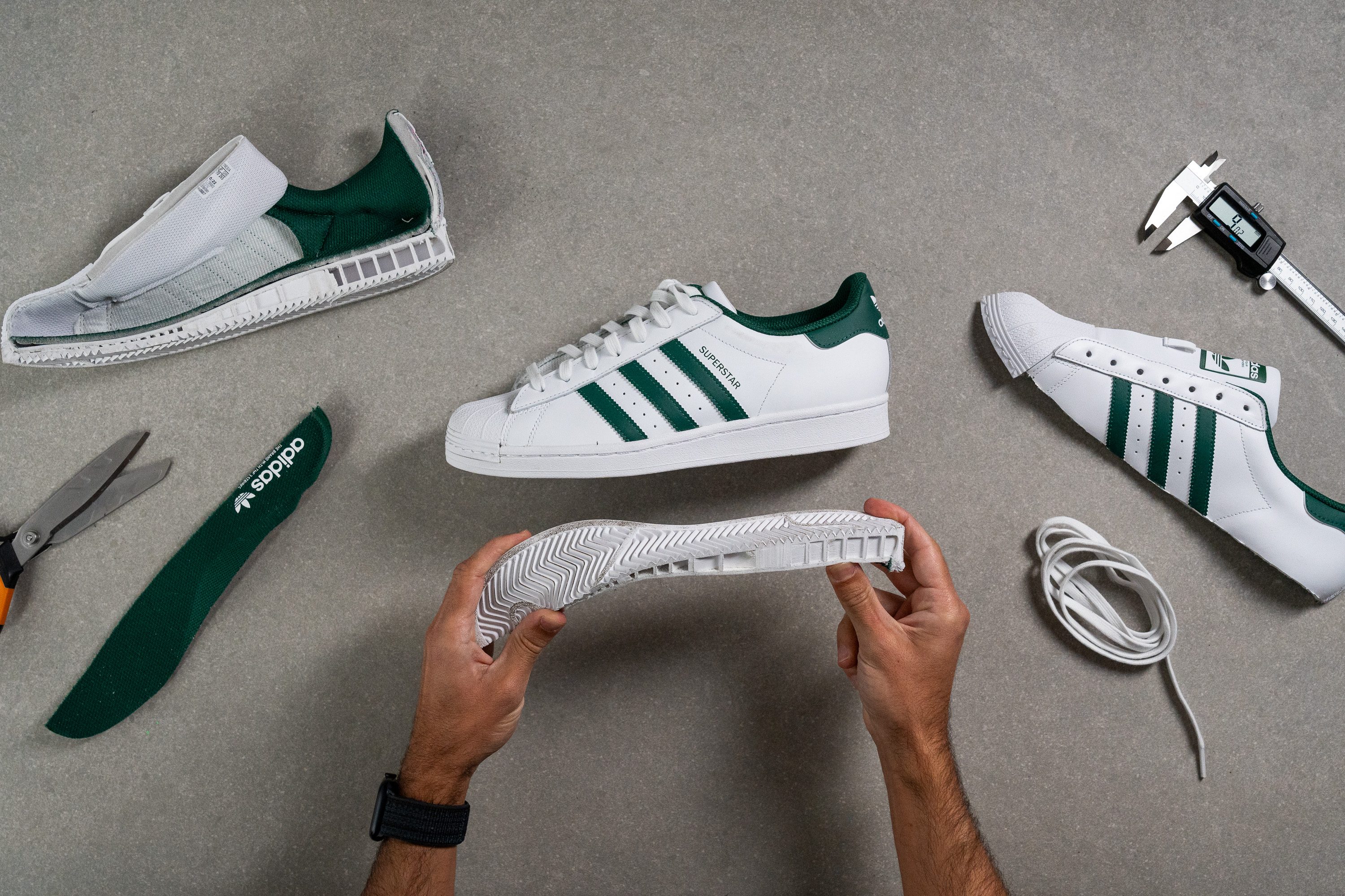 Cortadas por la mitad Analisis y review de las Adidas Superstar 2023 RunRepeat