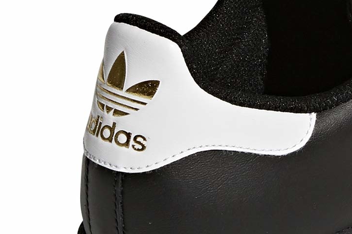 Adidas Superstar heel tab