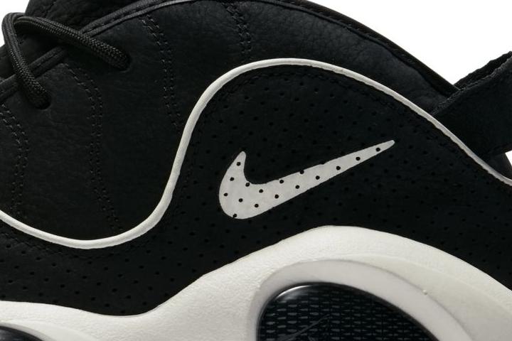 Nike Air Zoom Flight 95 logo1