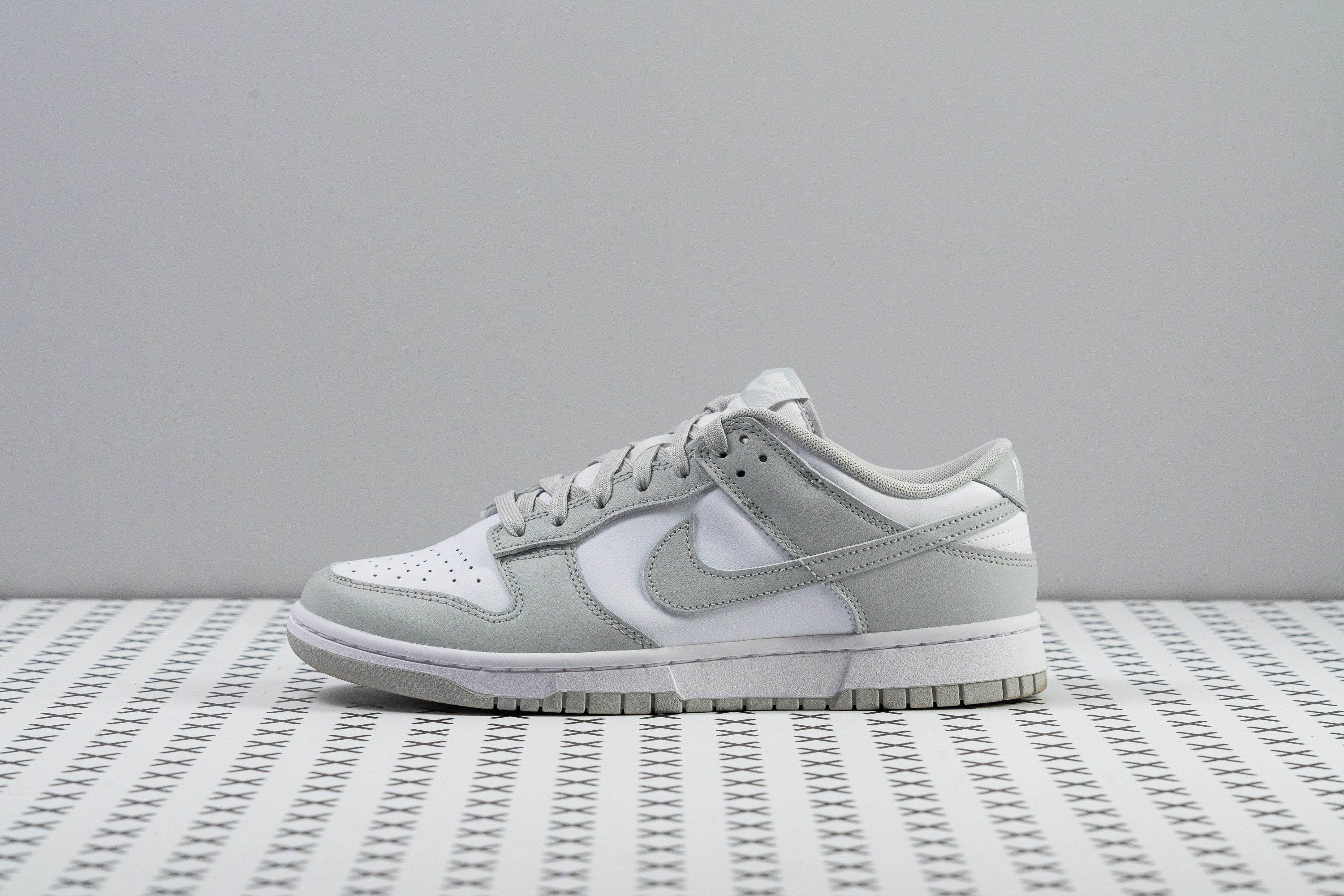 Perfil Nike Dunk Low