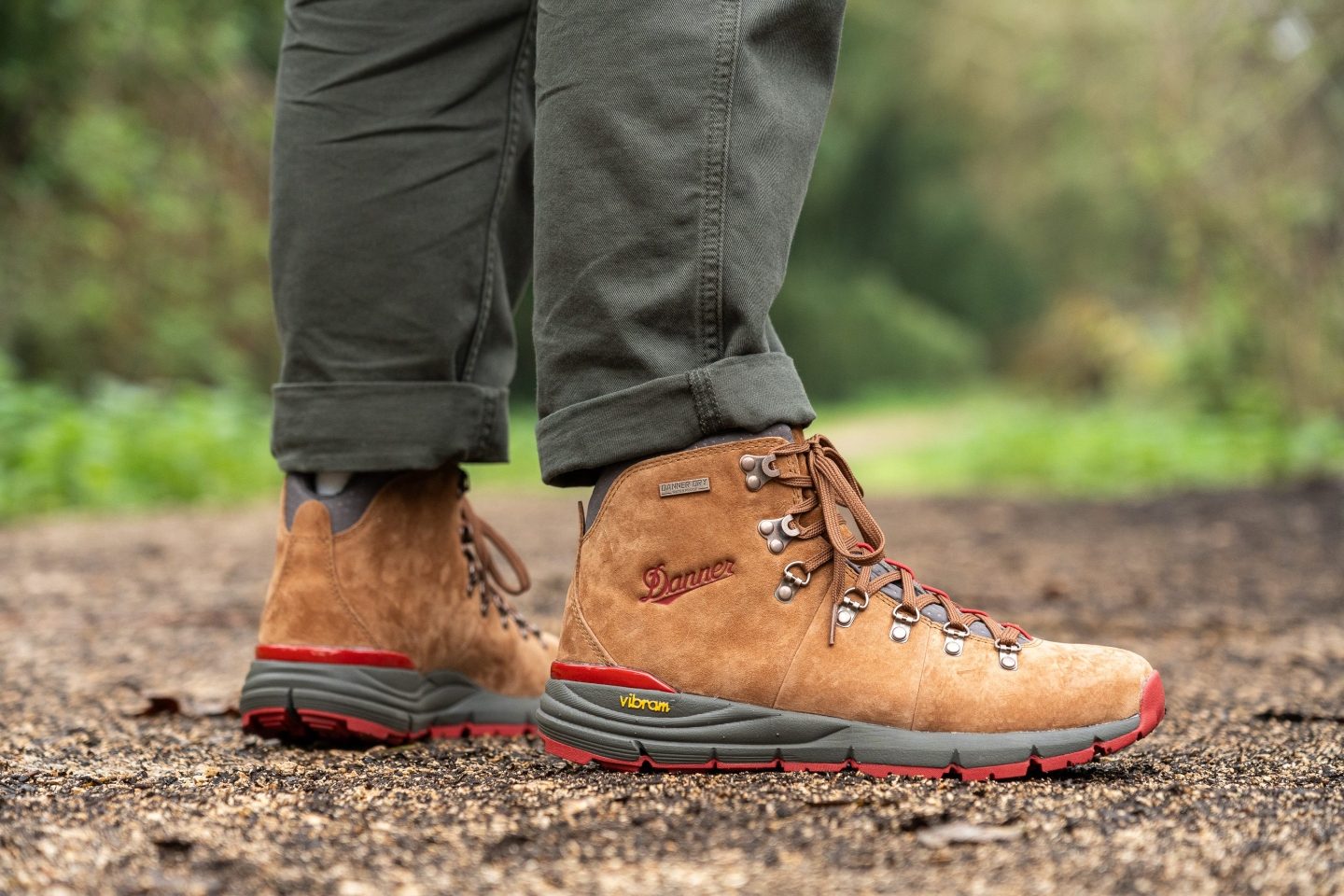 danner mountain 600 laces