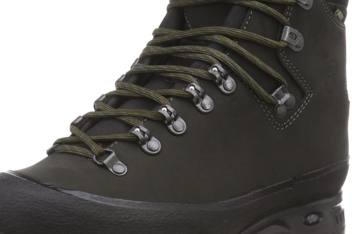 Top 27% most popular hiking boots robust