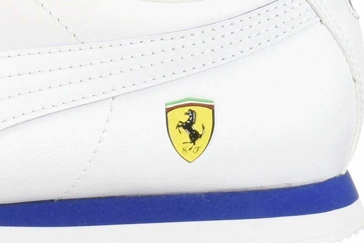 Laço reflexivo e logotipo PUMA No ferrari logo