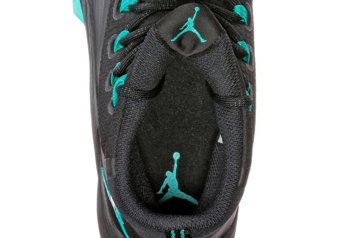 Jordan Ultra.Fly 2 logo mid