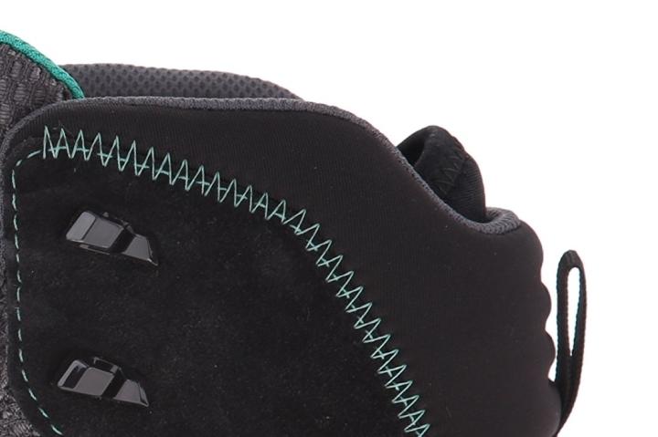 Salewas shock-absorbent midsole pull loop