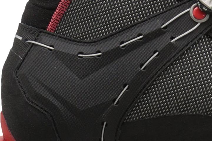 comfortable with a lace-to-toe lacing system for fit customization 3F System