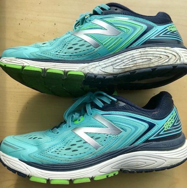 raqueta estafa entrega New Balance 860 v8 Review, Facts, Comparison | RunRepeat