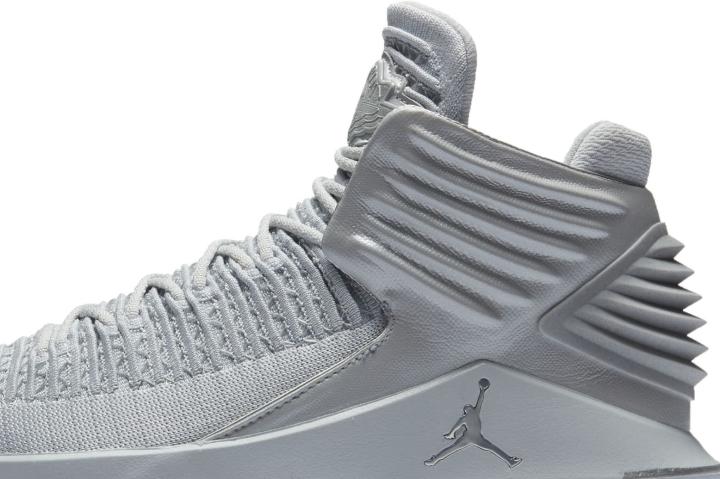 Air Jordan XXXII style top