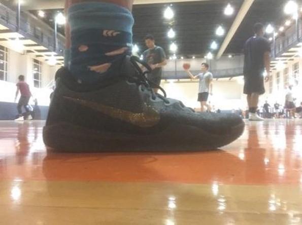 Mamba rage on feet hotsell